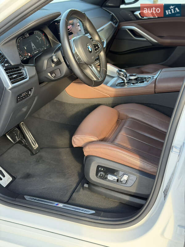 Внедорожник / Кроссовер BMW X6 2021 в Киеве