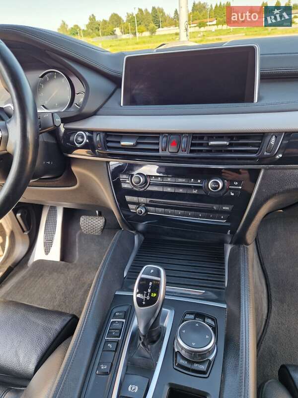 Внедорожник / Кроссовер BMW X6 2015 в Львове