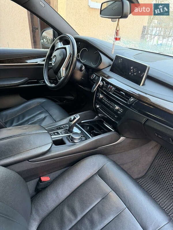 Позашляховик / Кросовер BMW X6 2017 в Прилуках