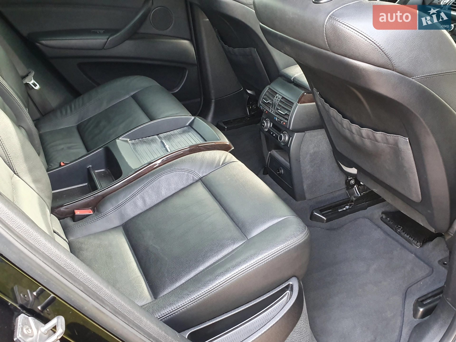 2010 BMW X6 - мініатюра 9