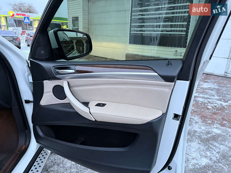 Внедорожник / Кроссовер BMW X6 2009 в Киеве