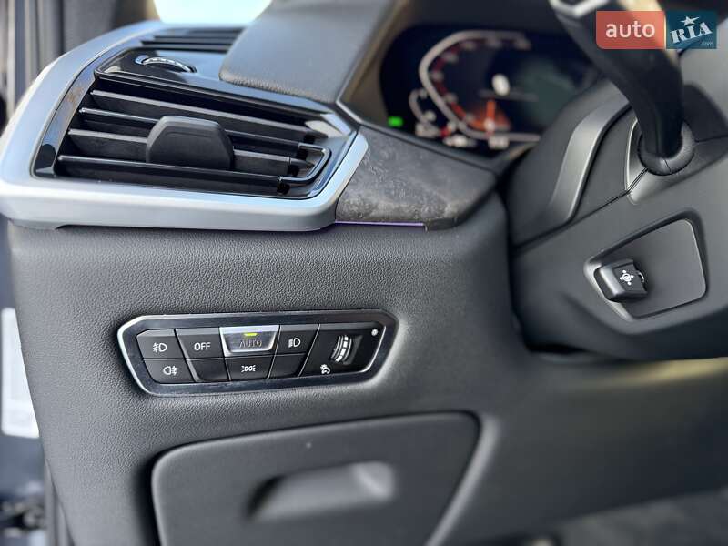 Внедорожник / Кроссовер BMW X6 2021 в Днепре