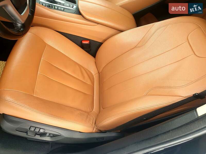 Внедорожник / Кроссовер BMW X6 2016 в Киеве