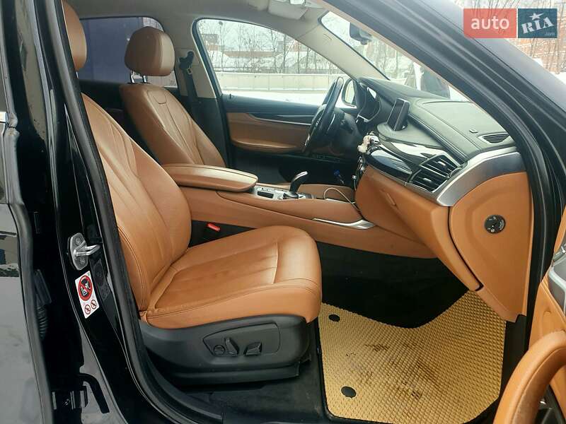 Внедорожник / Кроссовер BMW X6 2016 в Киеве