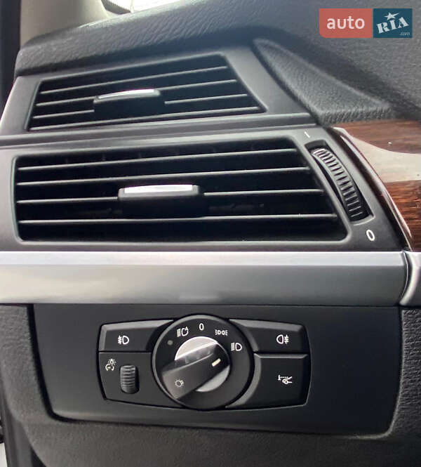 Внедорожник / Кроссовер BMW X6 2012 в Ровно