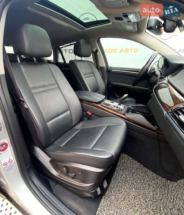 Внедорожник / Кроссовер BMW X6 2012 в Ровно