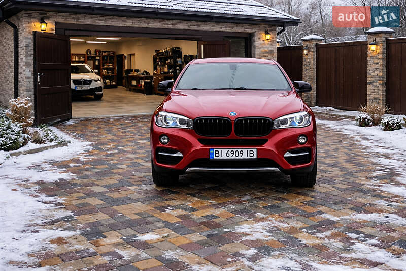 Внедорожник / Кроссовер BMW X6 2017 в Киеве