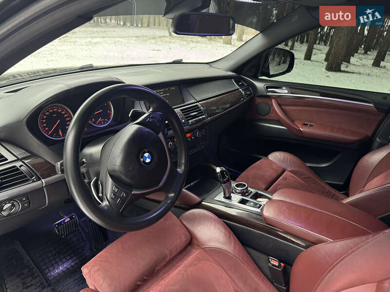 Внедорожник / Кроссовер BMW X6 2012 в Каменском