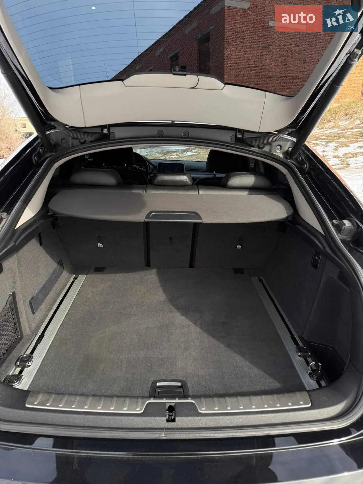 2015 BMW X6 - мініатюра 18