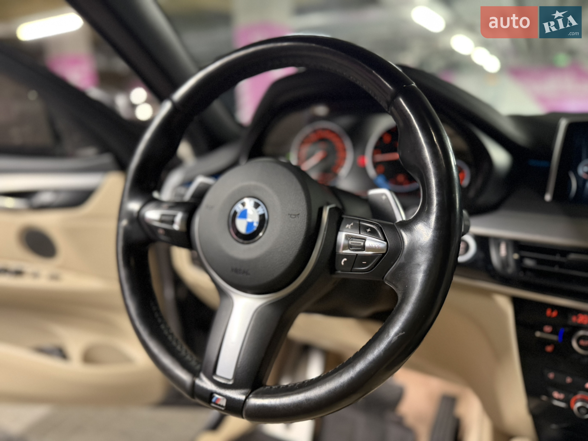 2015 BMW X6 - мініатюра 102