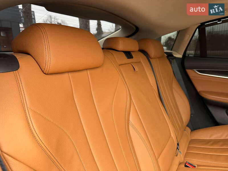 Позашляховик / Кросовер BMW X6 2016 в Стрию