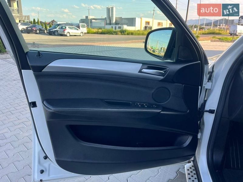 Внедорожник / Кроссовер BMW X6 2009 в Хусте