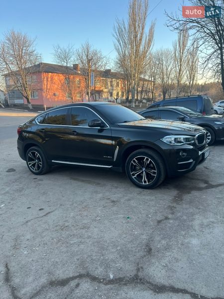Внедорожник / Кроссовер BMW X6 2015 в Врадиевке
