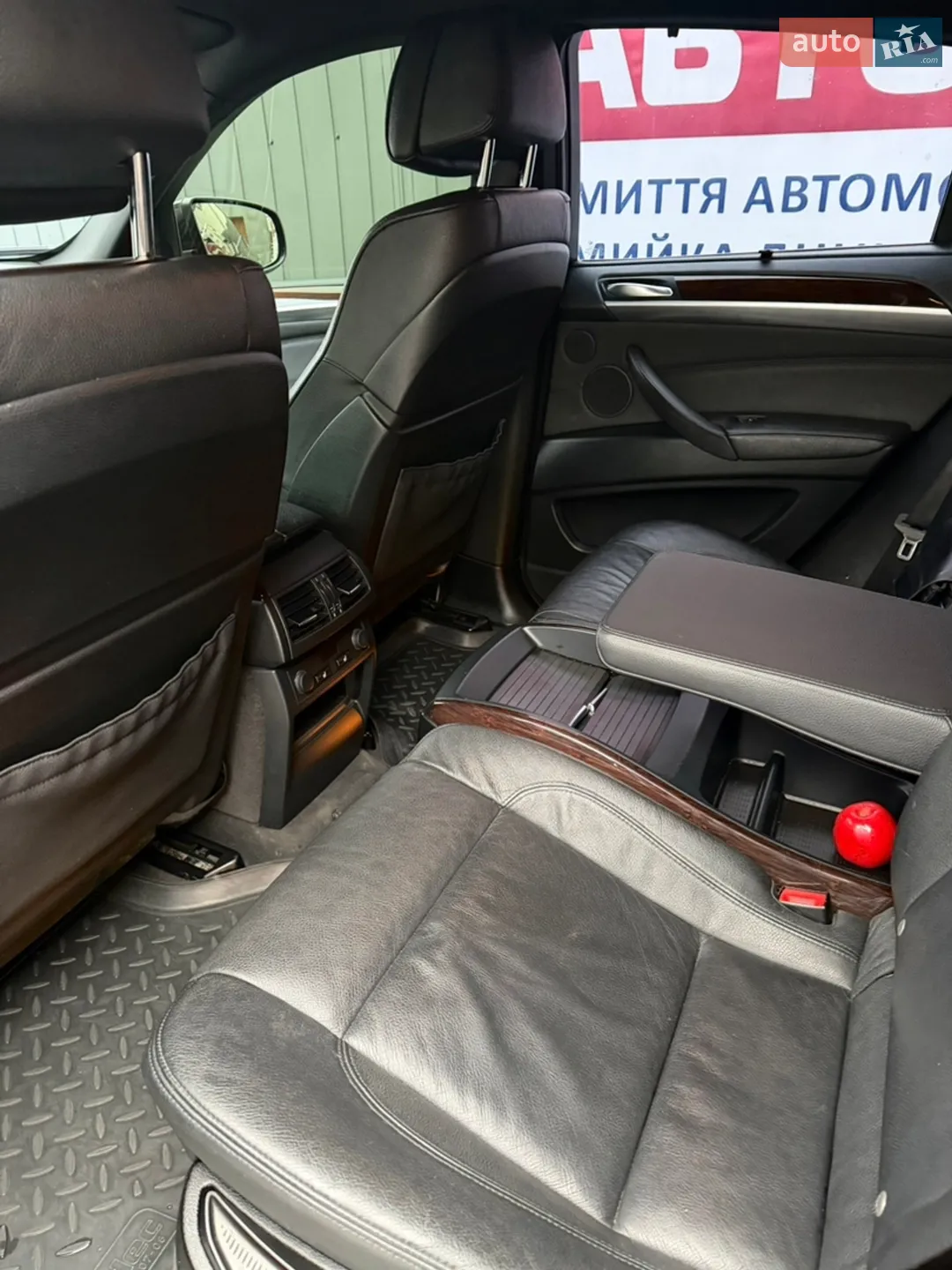2011 BMW X6 - мініатюра 23