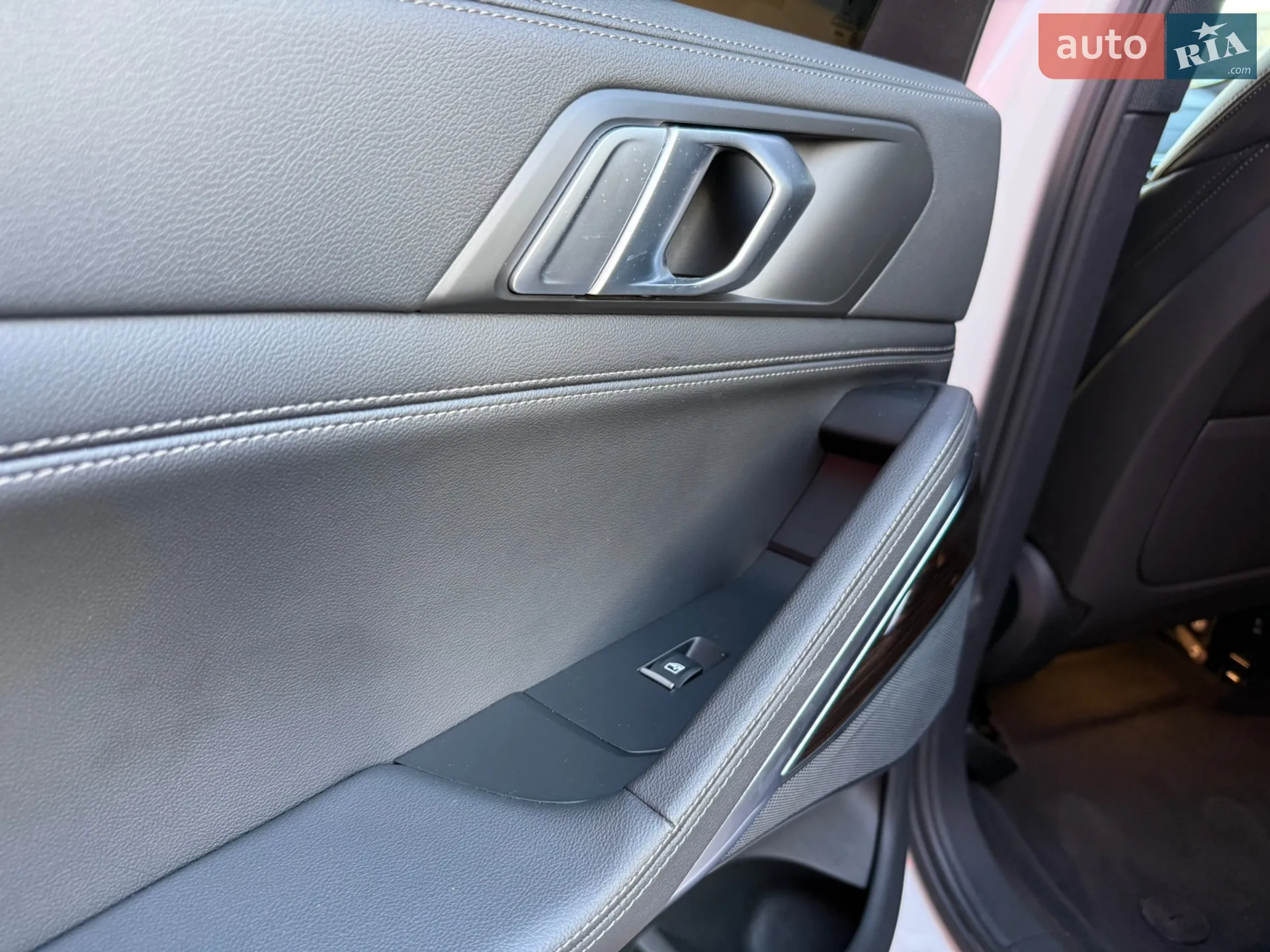 2020 BMW X6 - мініатюра 39