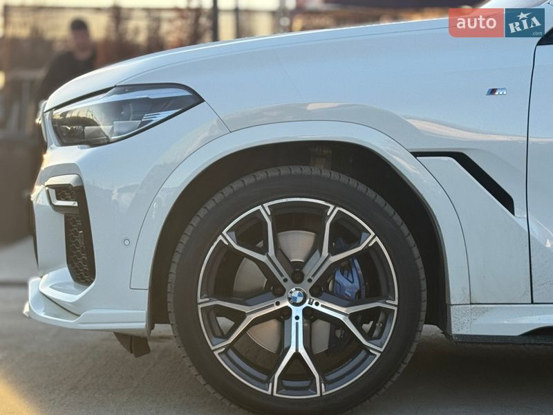 Внедорожник / Кроссовер BMW X6 2022 в Киеве
