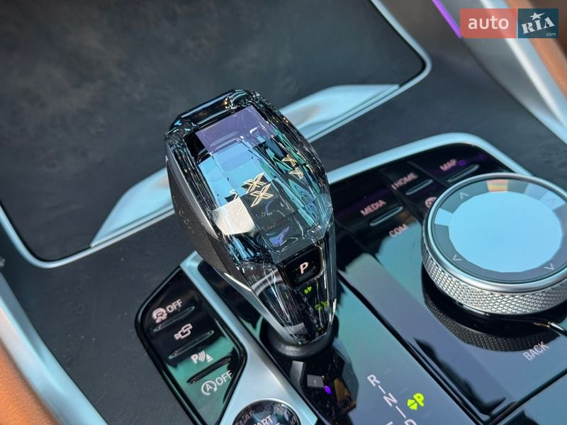 Внедорожник / Кроссовер BMW X6 2022 в Киеве