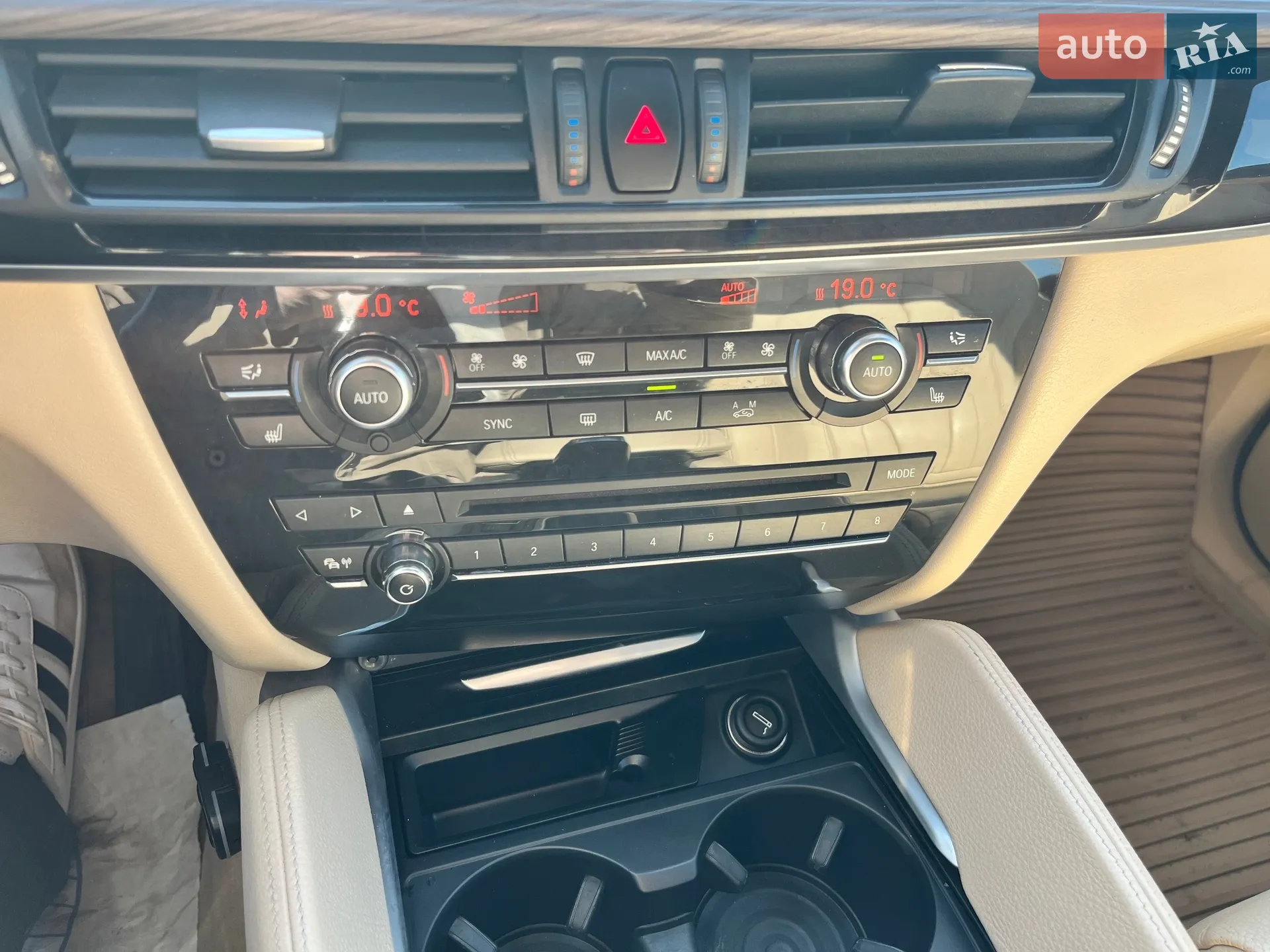 2016 BMW X6 - мініатюра 18