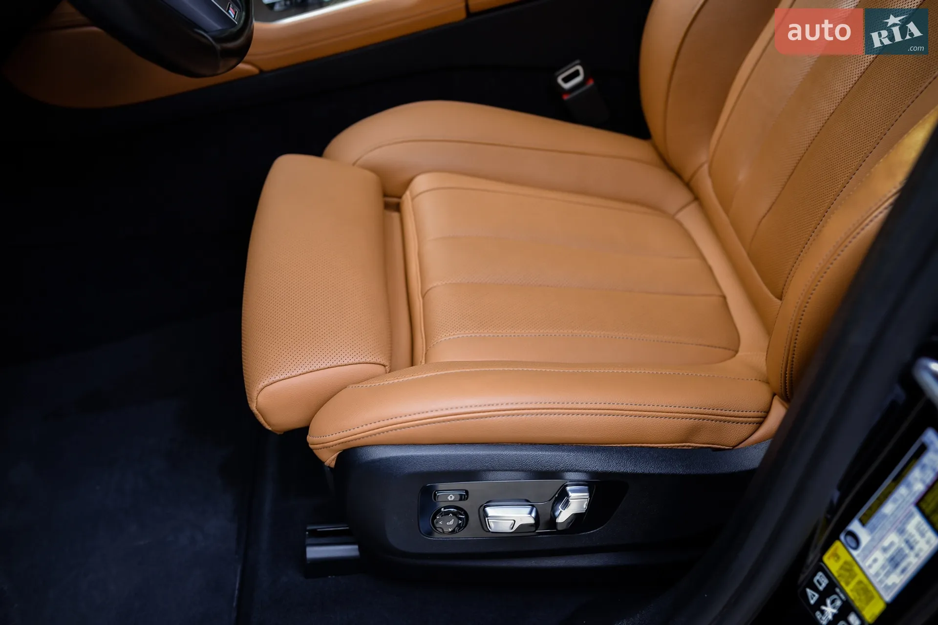 2022 BMW X6 - мініатюра 37