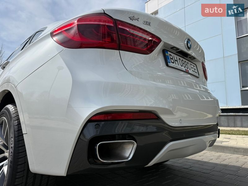 Внедорожник / Кроссовер BMW X6 2015 в Одессе