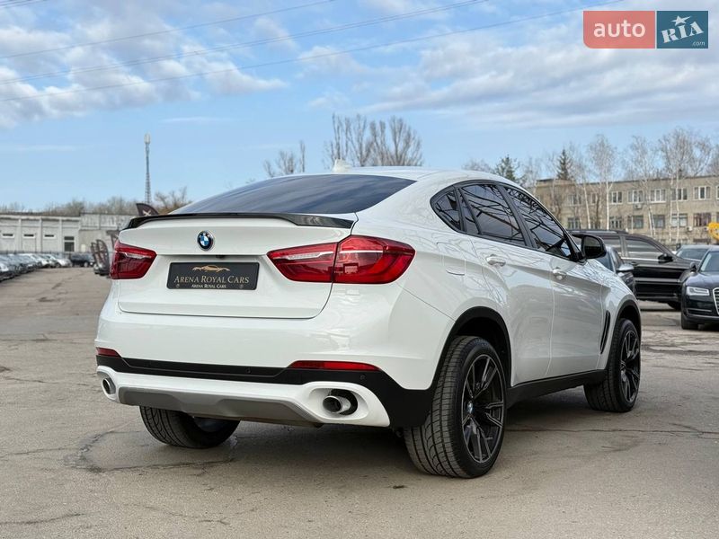 Позашляховик / Кросовер BMW X6 2015 в Харкові
