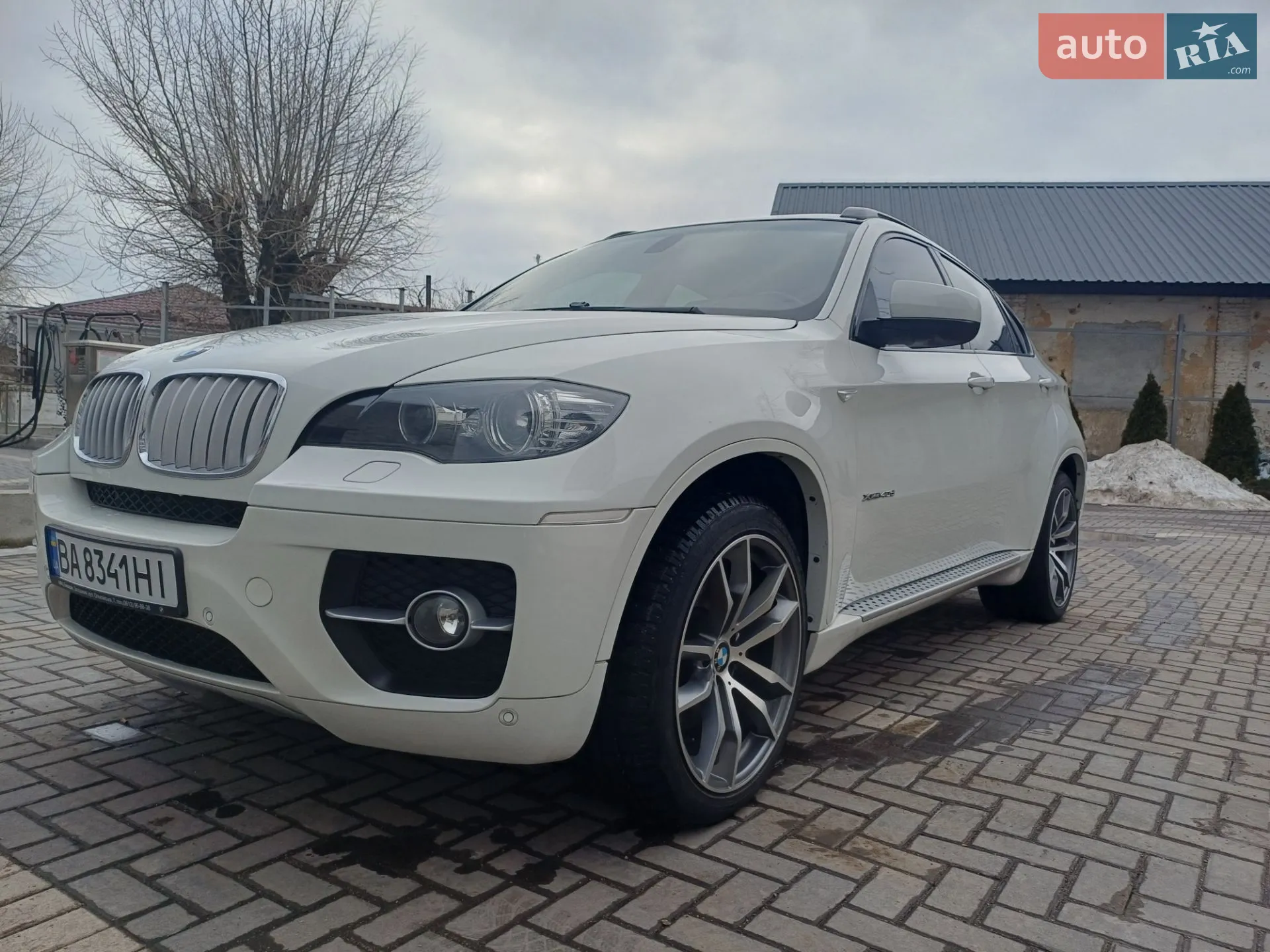 2011 BMW X6 - мініатюра 2