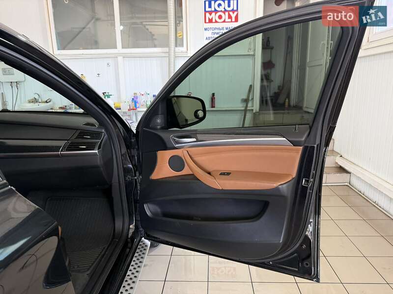 Позашляховик / Кросовер BMW X6 2010 в Івано-Франківську