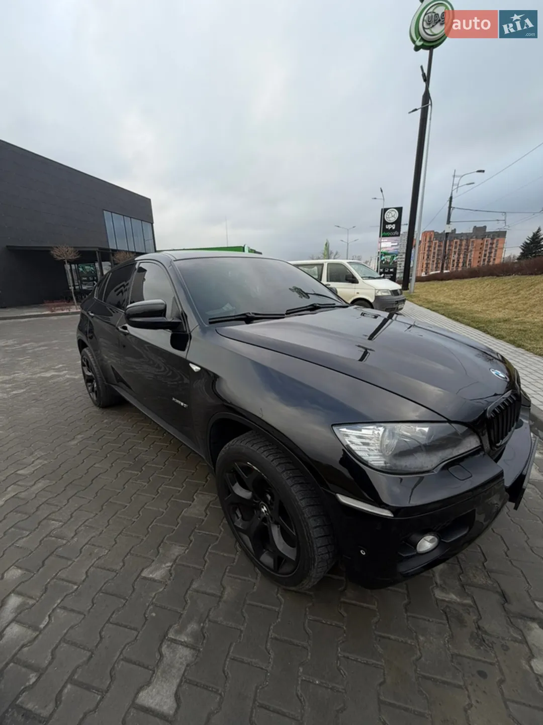 2010 BMW X6 - мініатюра 9
