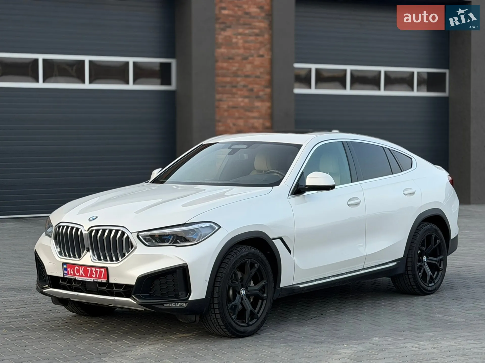 2020 BMW X6 - мініатюра 2