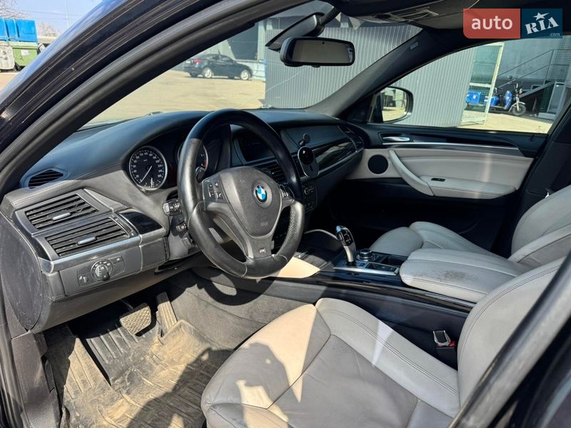 Позашляховик / Кросовер BMW X6 2013 в Прилуках фото 13 Позашляховик / Кросовер BMW X6 2013 в Прилуках