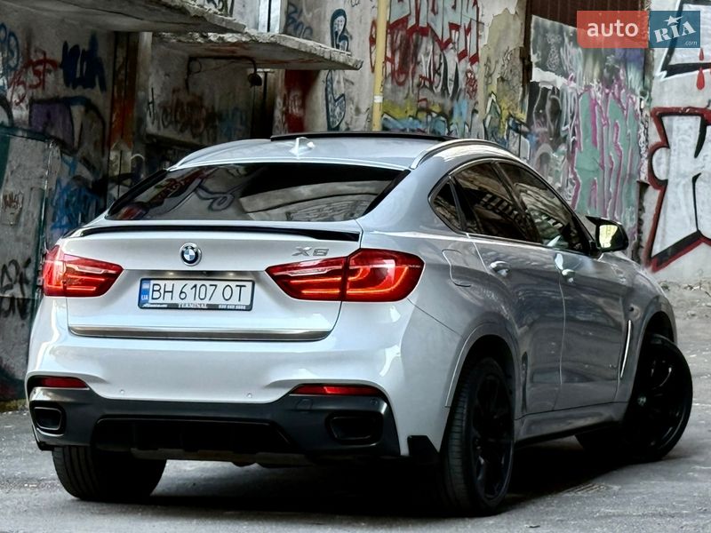 Внедорожник / Кроссовер BMW X6 2014 в Одессе