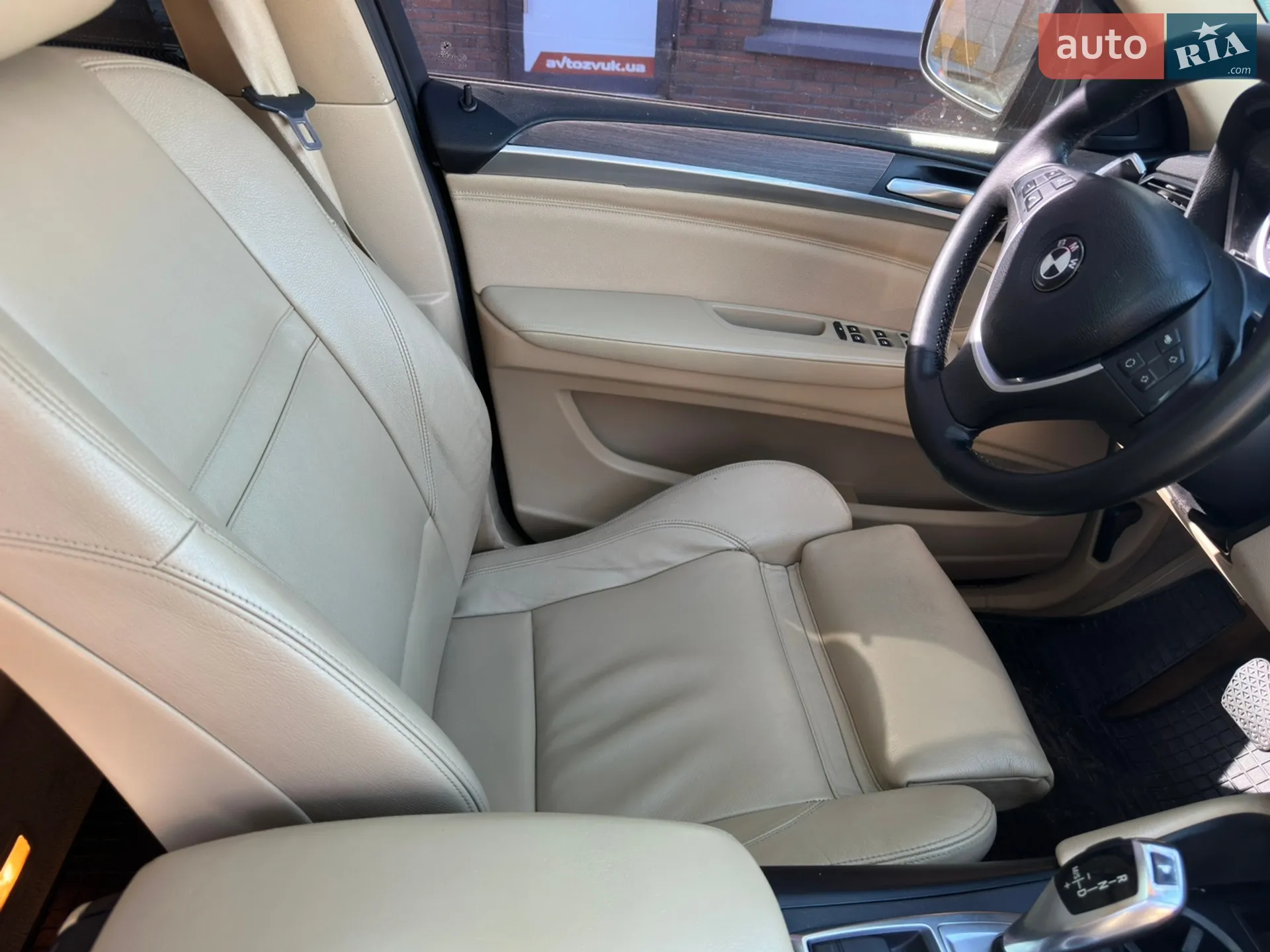 2011 BMW X6 - мініатюра 24
