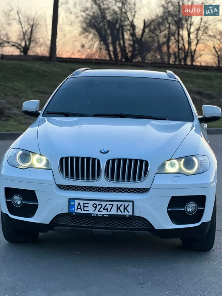 2011 BMW X6 - мініатюра 15
