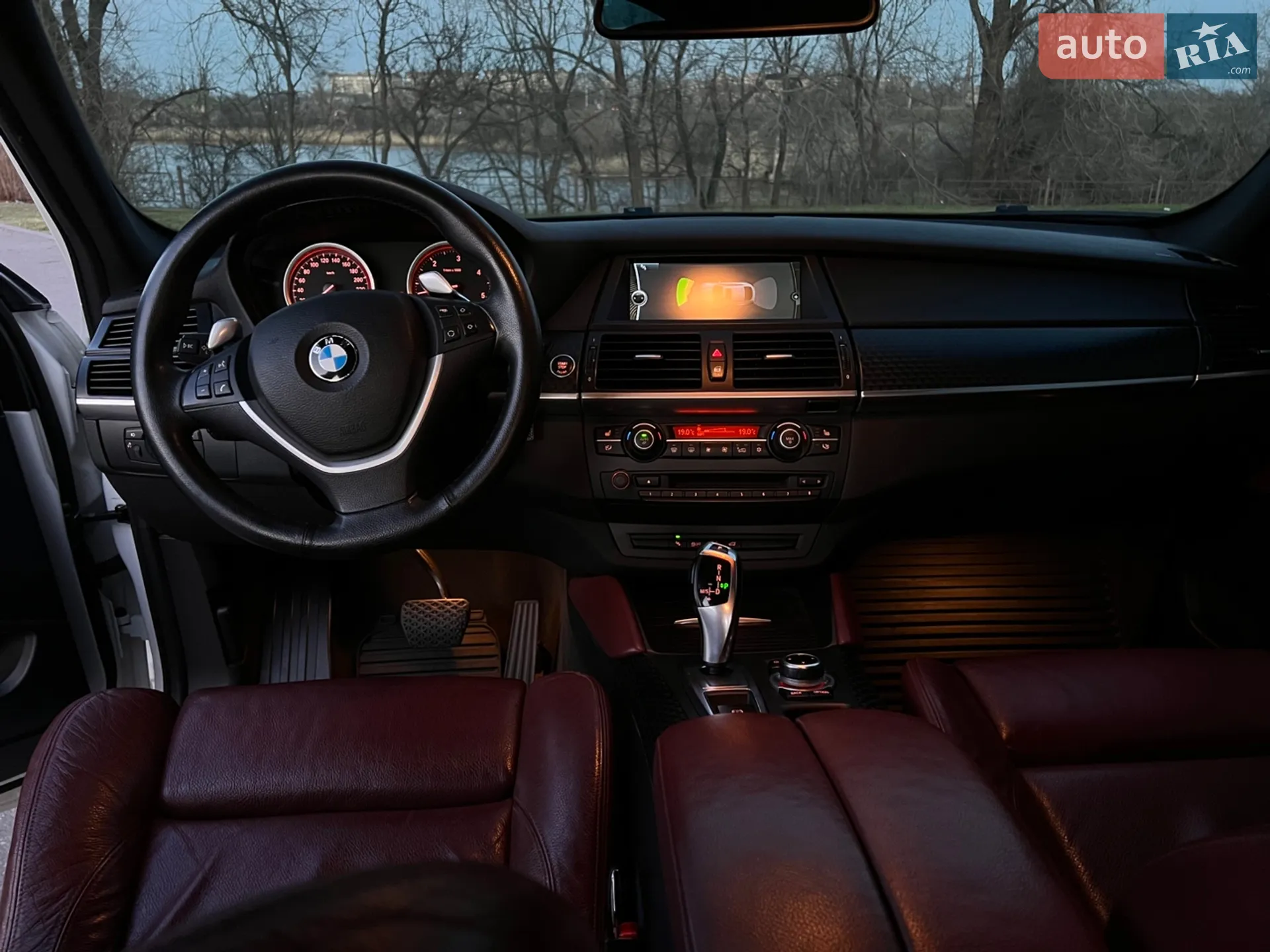 2010 BMW X6 - мініатюра 61