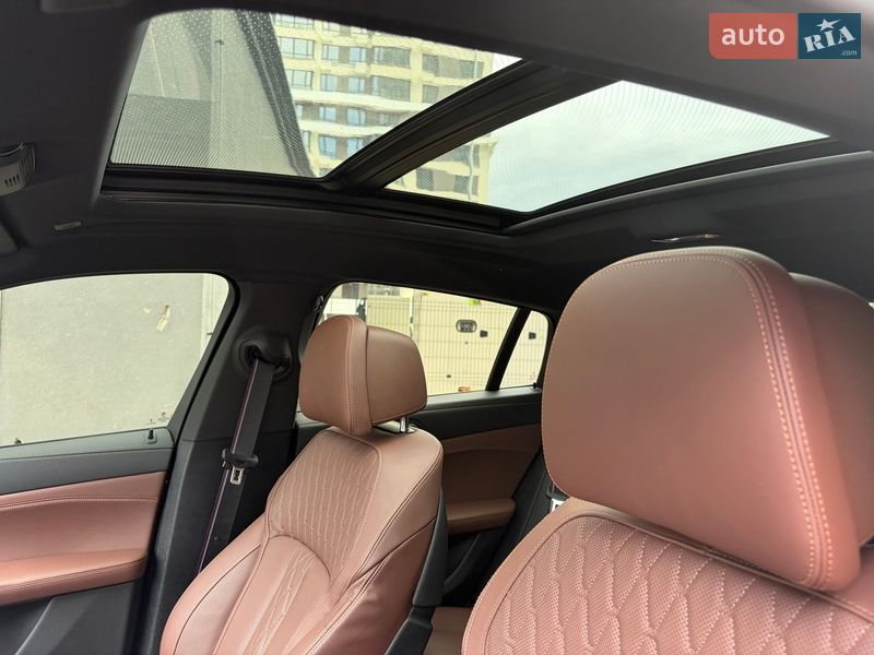 Внедорожник / Кроссовер BMW X6 2023 в Киеве