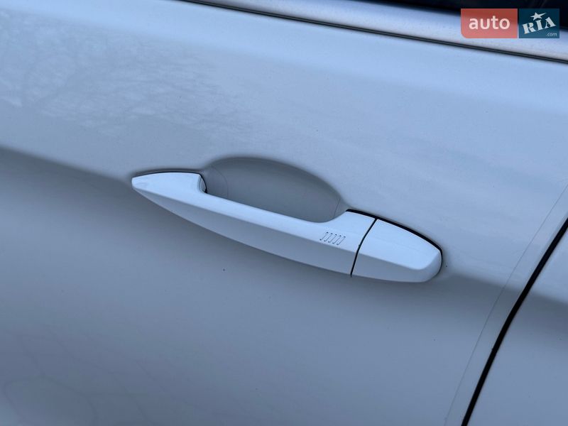 Внедорожник / Кроссовер BMW X6 2014 в Львове фото 40 Внедорожник / Кроссовер BMW X6 2014 в Львове