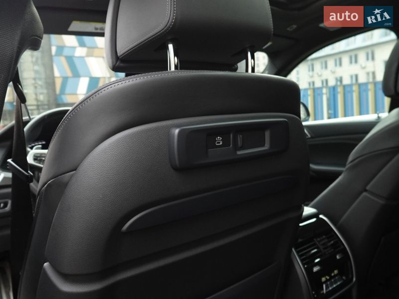 Внедорожник / Кроссовер BMW X6 2021 в Киеве