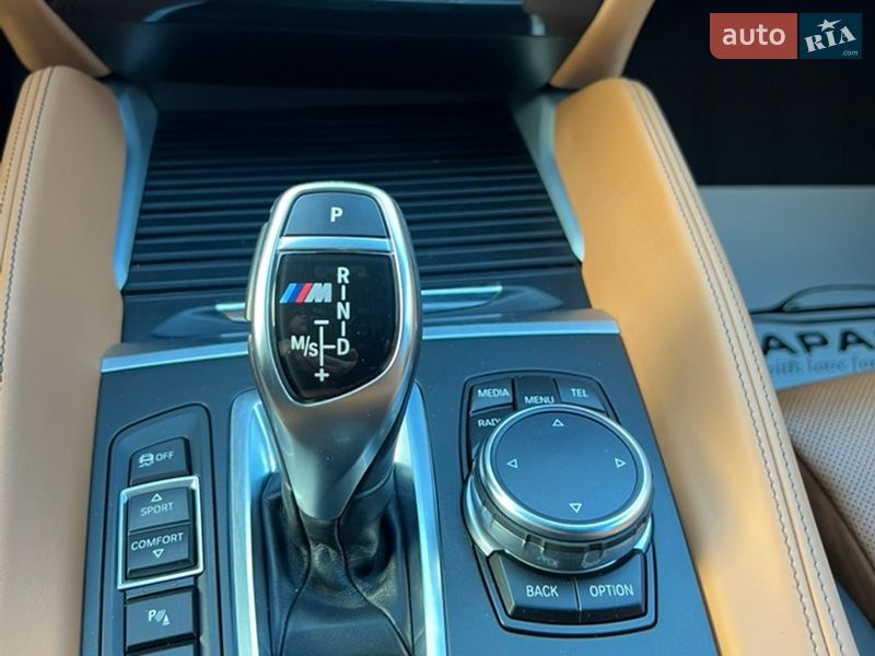 Внедорожник / Кроссовер BMW X6 2015 в Черновцах