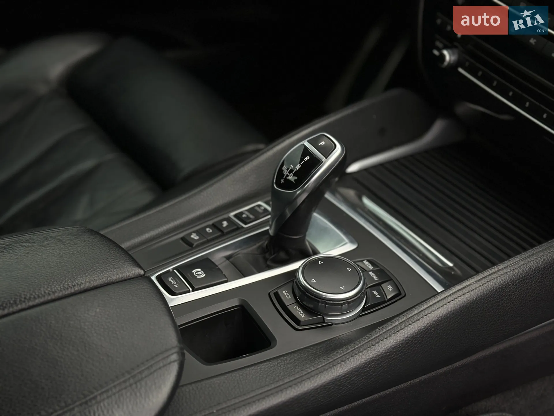 2015 BMW X6 - мініатюра 29