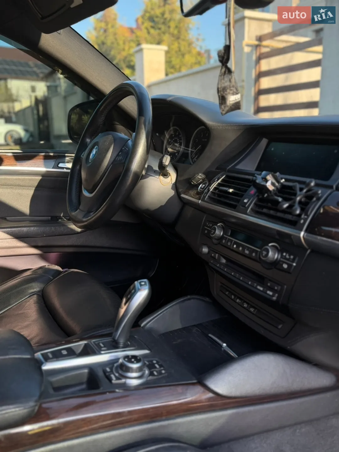 2011 BMW X6 - мініатюра 11