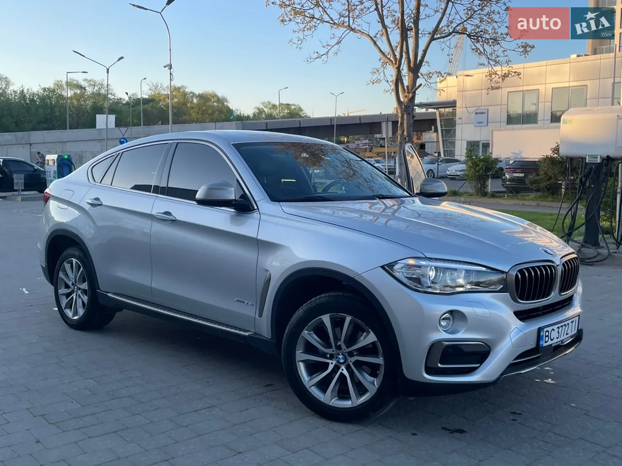2015 BMW X6 - мініатюра 27