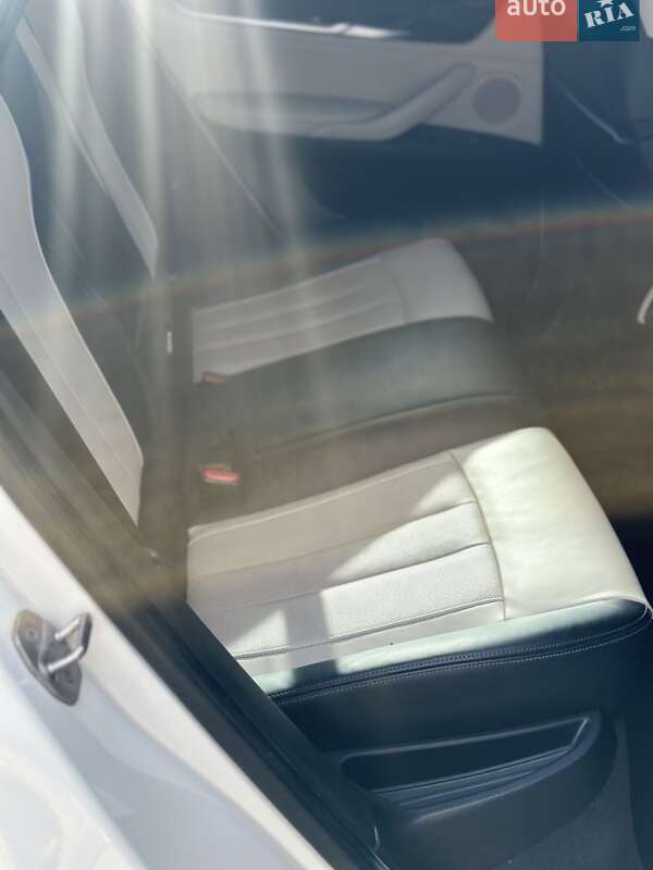 Позашляховик / Кросовер BMW X6 2016 в Іллінцях фото 54 Позашляховик / Кросовер BMW X6 2016 в Іллінцях