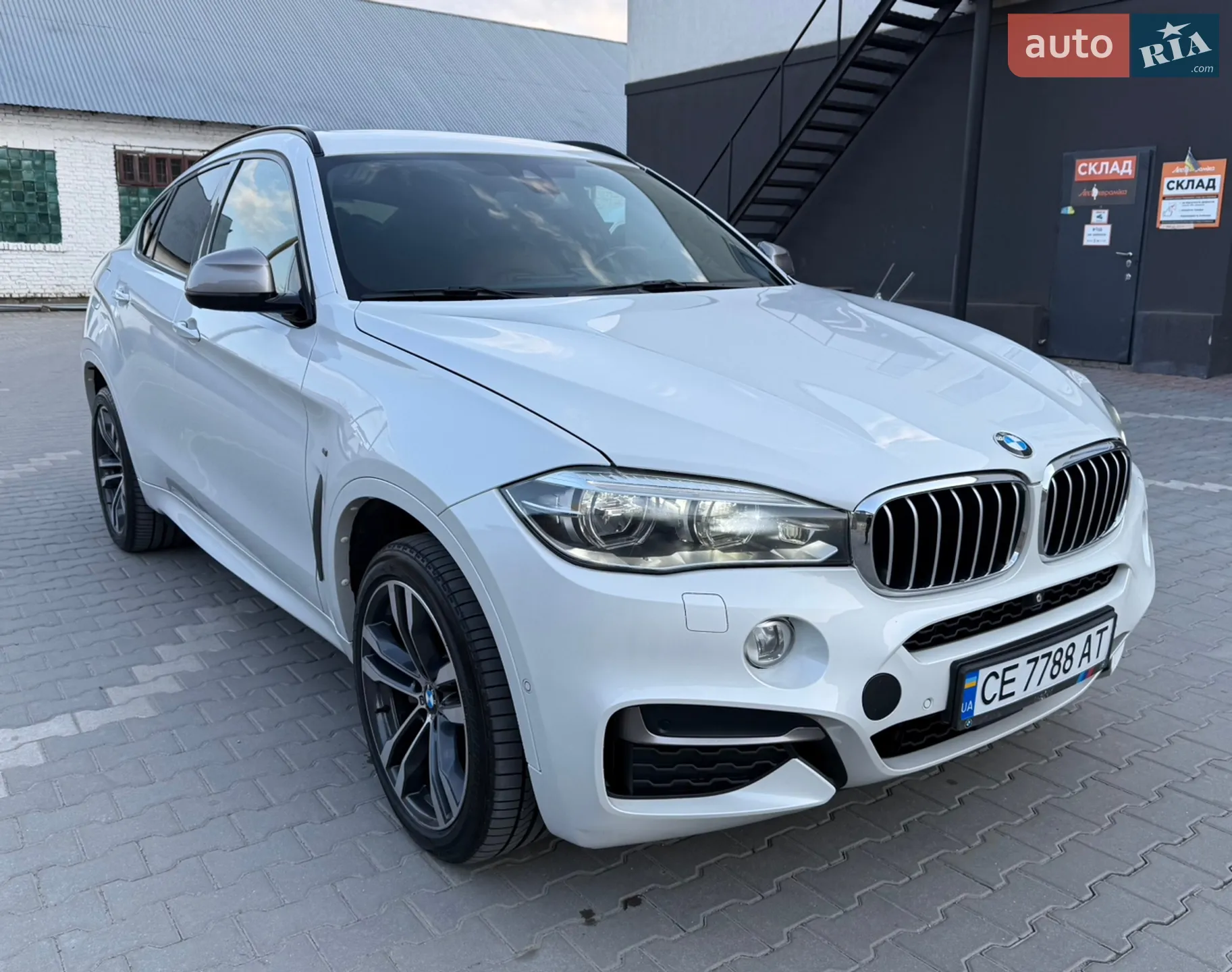 2015 BMW X6 - мініатюра 2
