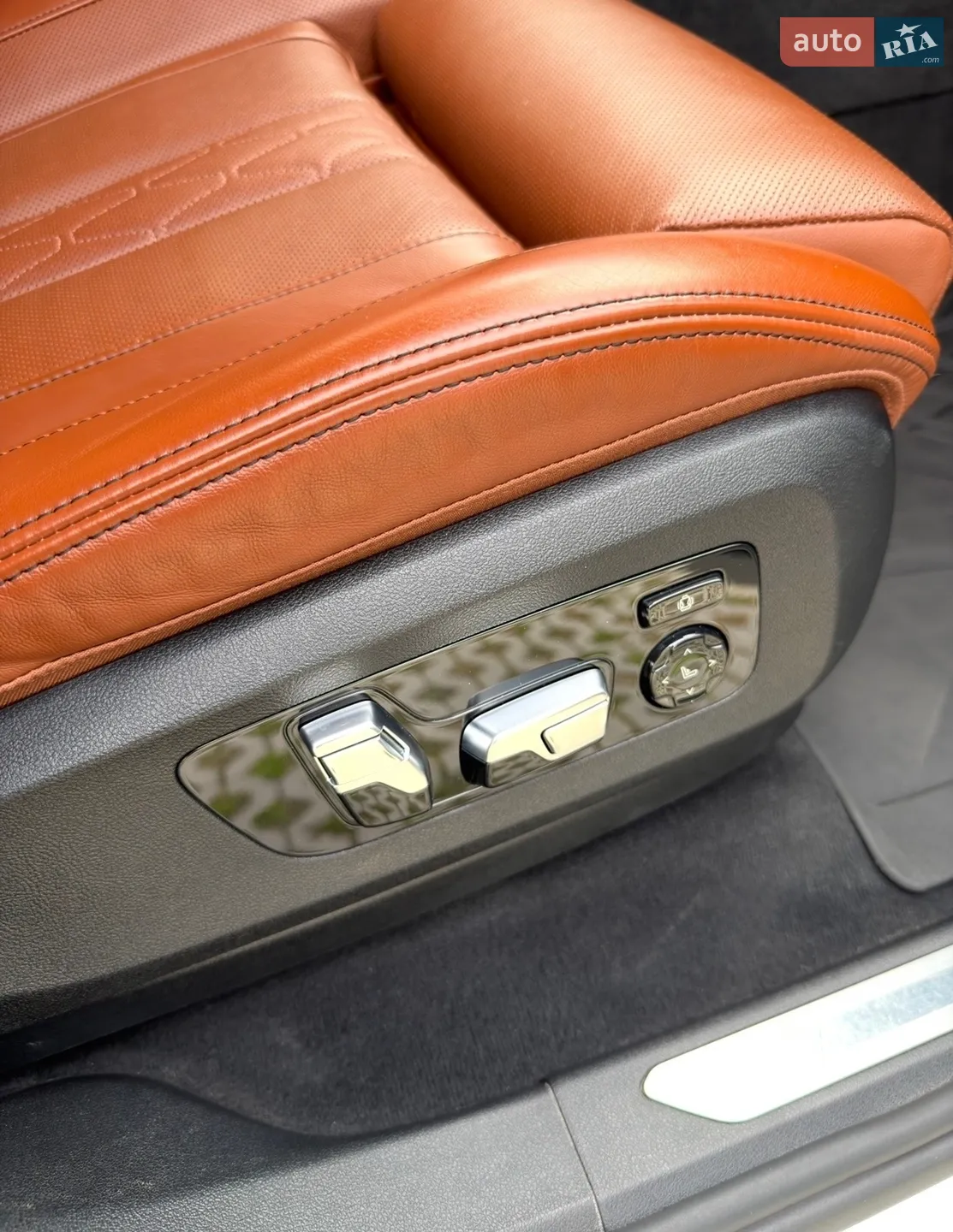 2021 BMW X6 - мініатюра 38