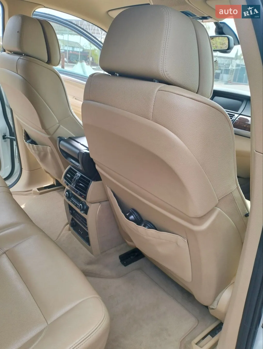 2011 BMW X6 - мініатюра 8