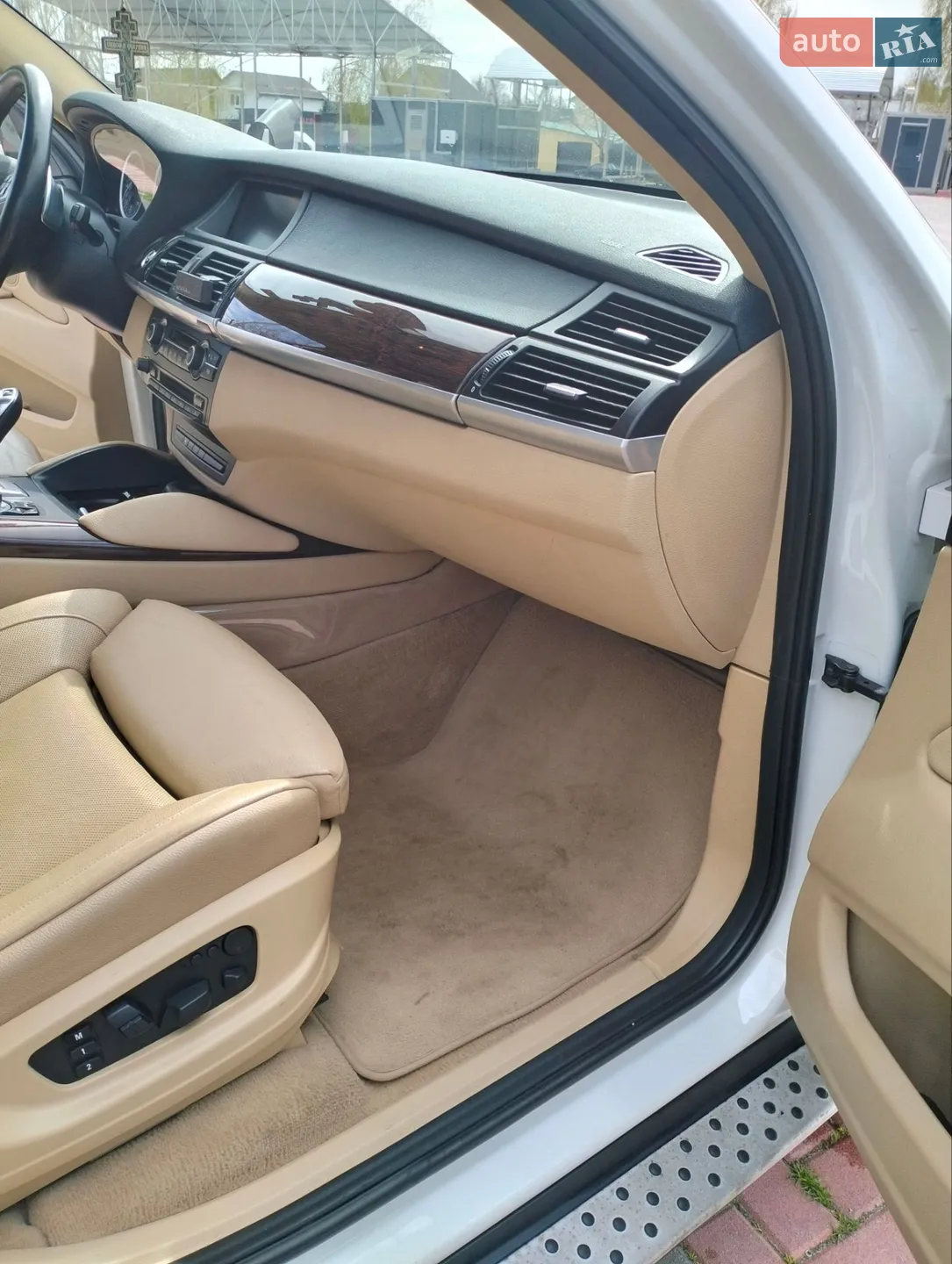2011 BMW X6 - мініатюра 12