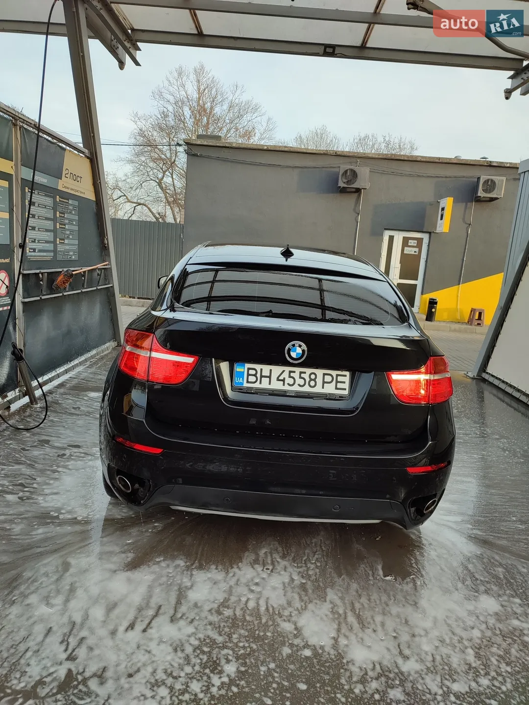 2010 BMW X6 - мініатюра 22