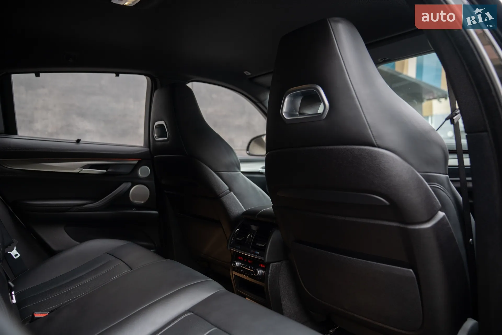 2016 BMW X6 - мініатюра 27