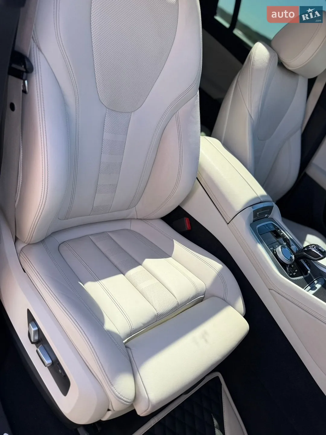2021 BMW X6 - мініатюра 3