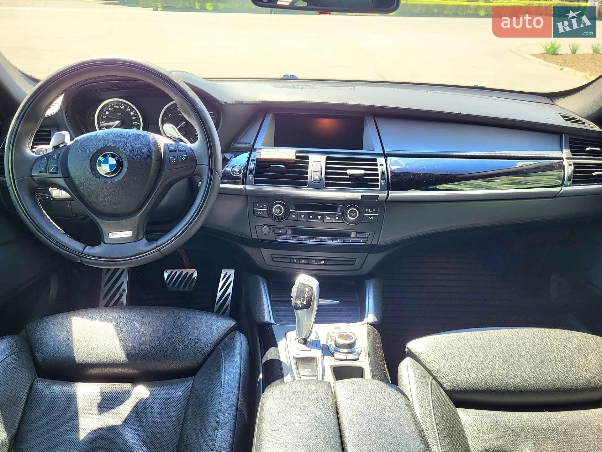 2010 BMW X6 - мініатюра 14